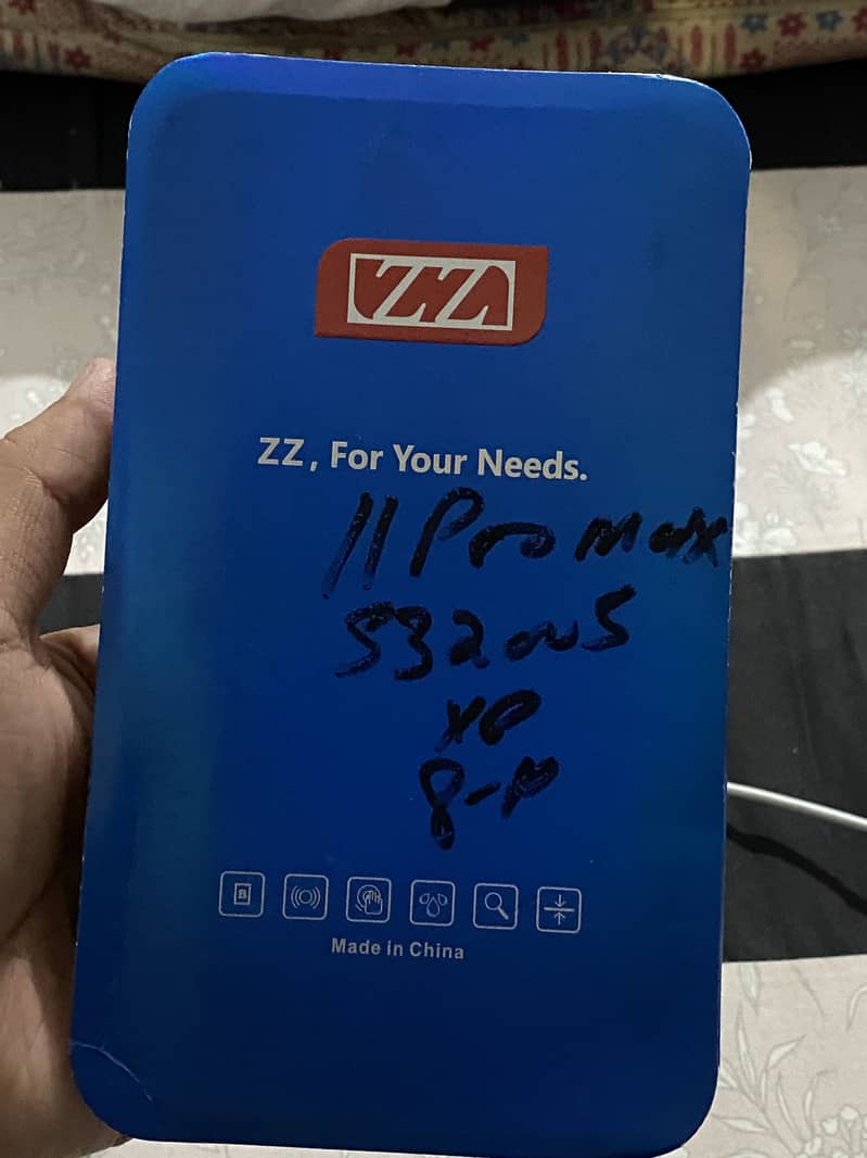 Iphone 11 pro max panel 2