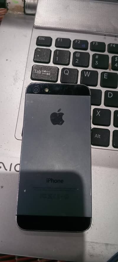 Apple iPhone 5