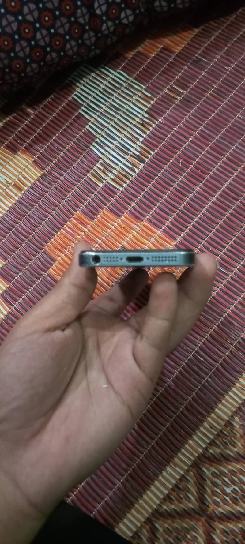 Apple iPhone 5 11