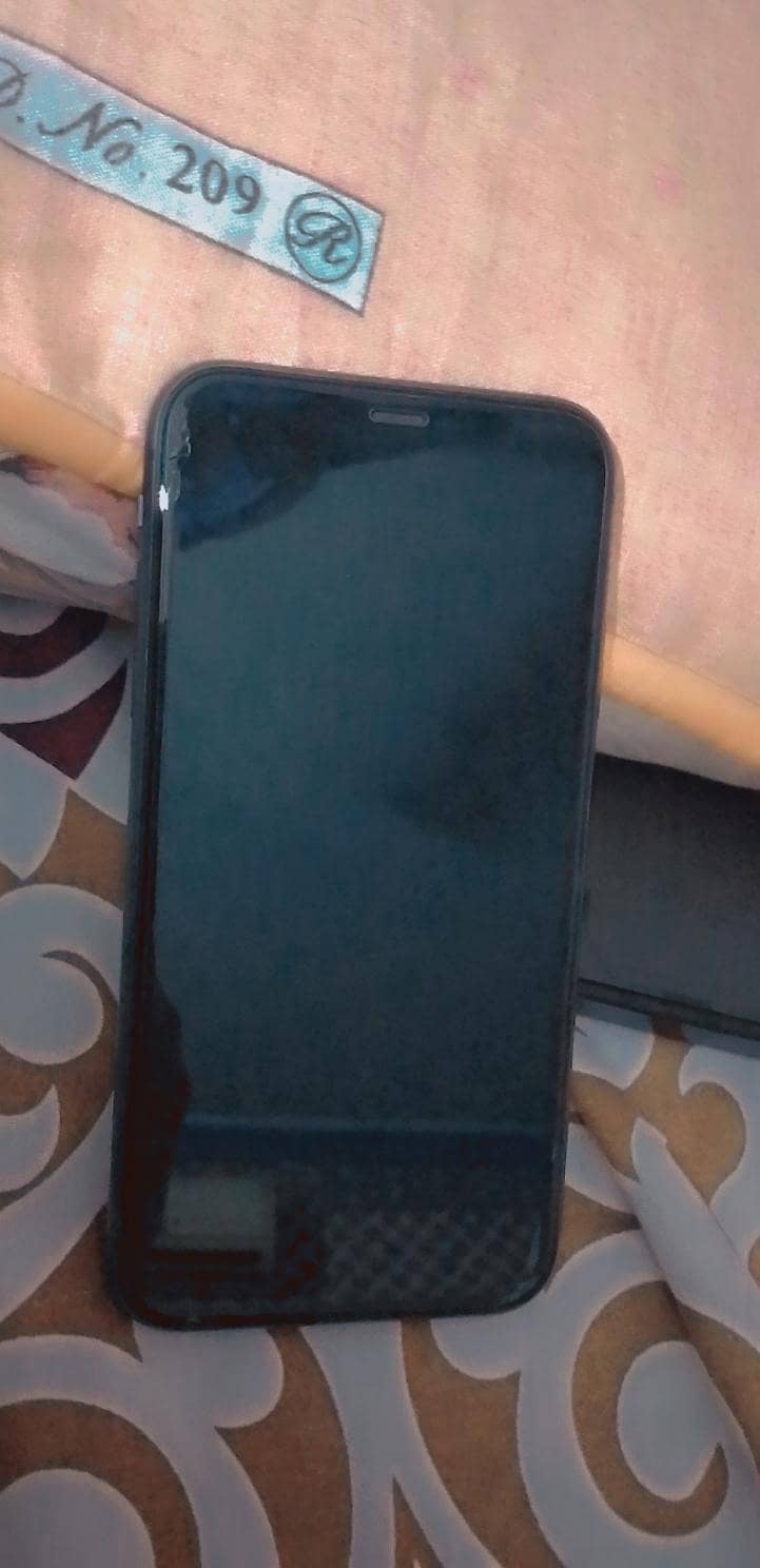 Apple iPhone 11 1