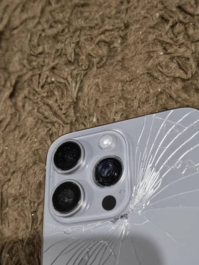 Apple iPhone 15 Pro Max HK aproved broken