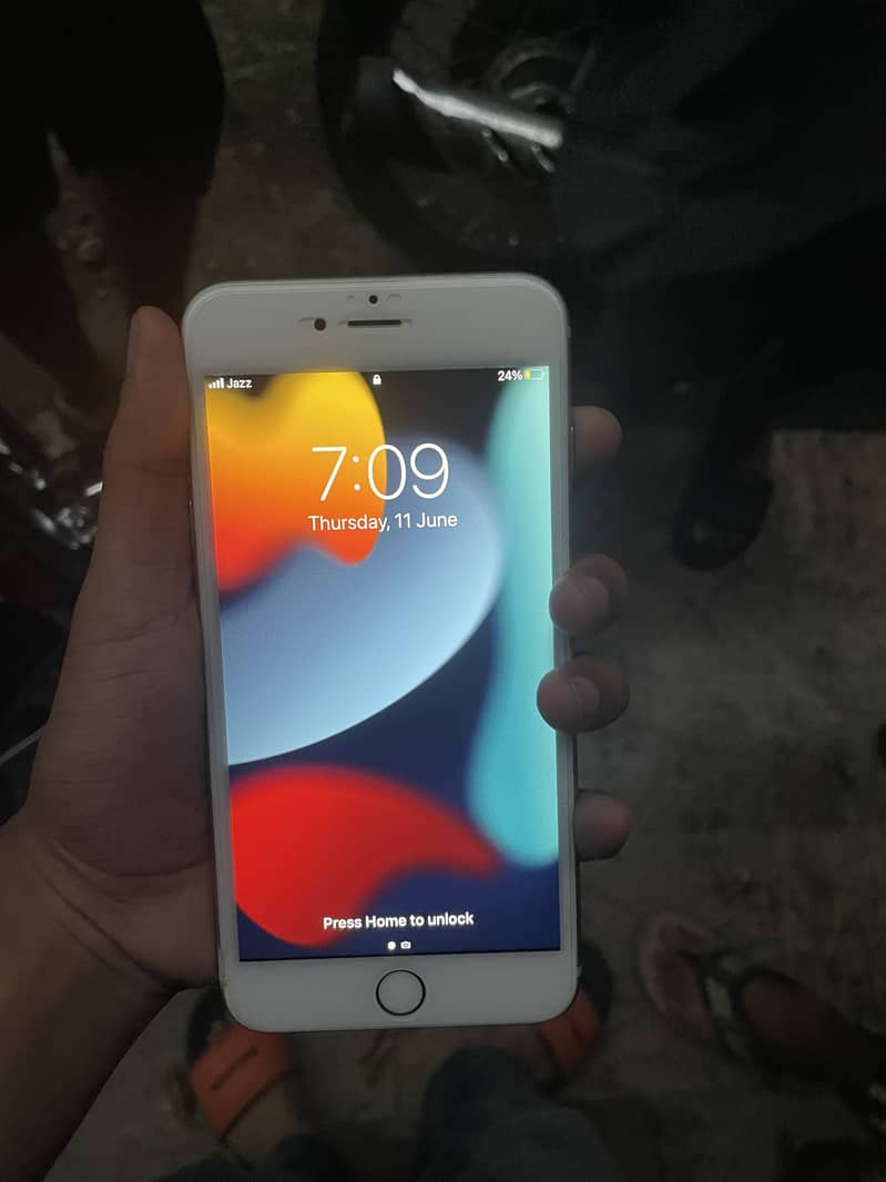 Apple iPhone 6S Plus 1