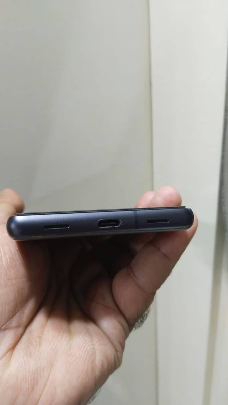 Google Pixel 7a 2