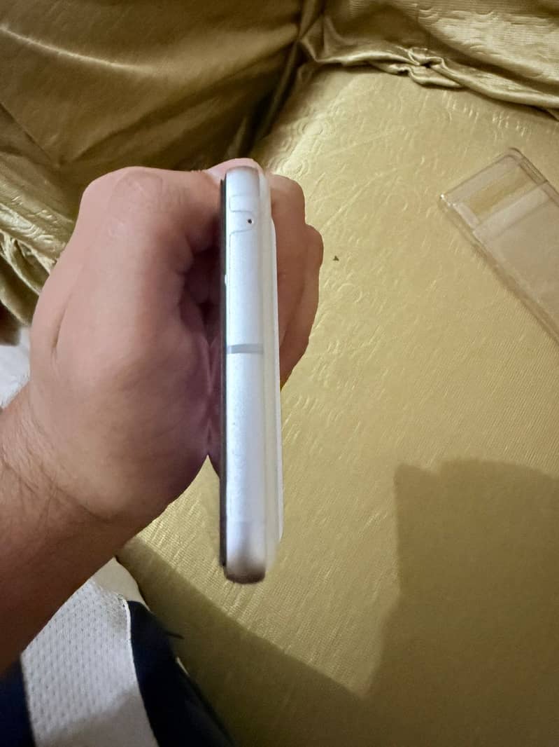 Google Pixel 7 6