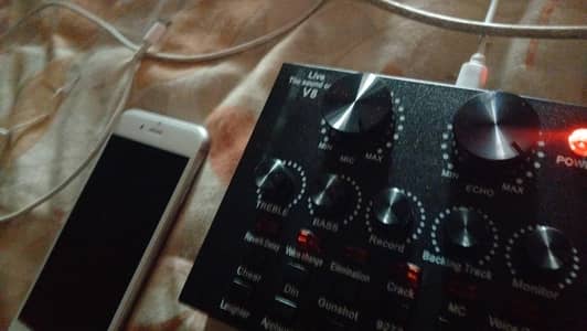 V8 SOUND CARD