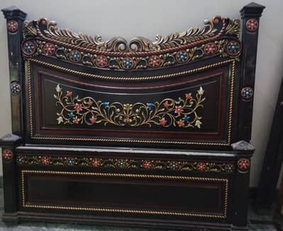 Solid Bed