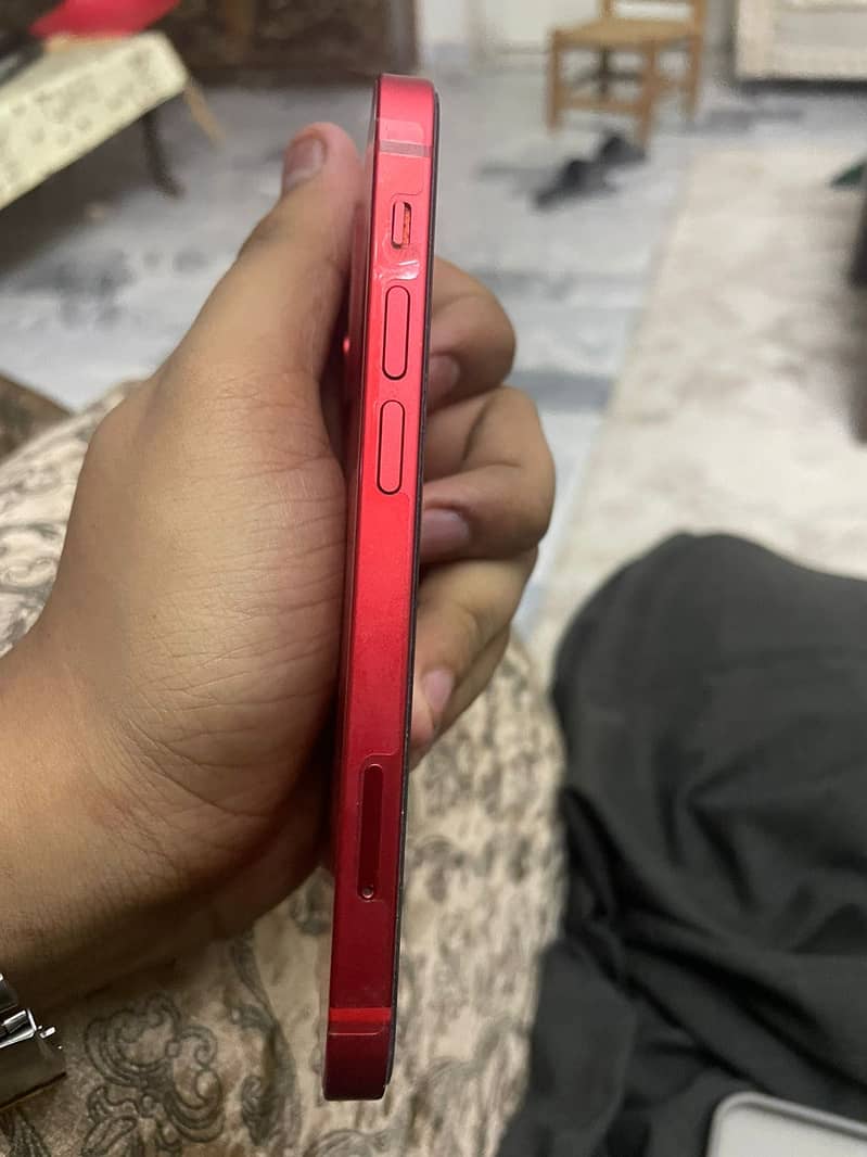 Apple iPhone 12 mini 4