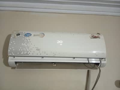 PEL 1 Ton AC – Excellent Condition | Powerful Cooling 