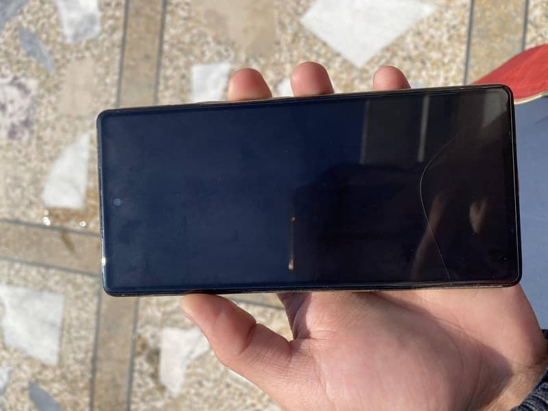 Google Pixel 6 4