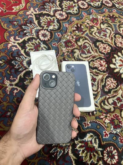 Apple iPhone 13 jv