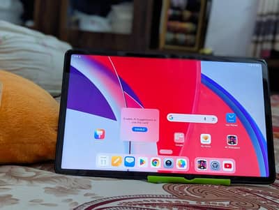Honor tablet  x9 12,inches screen 13gb ram 128 gb rom 120hz