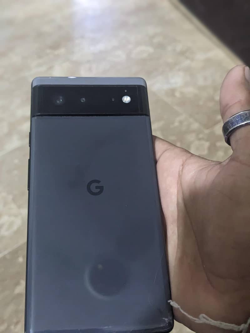 Google Pixel 6 4