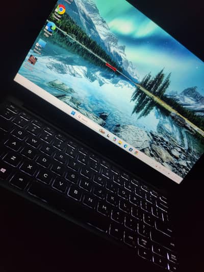 Dell Latitude 7400 Core i5 8th generation 8gbRR4/256GB SSD