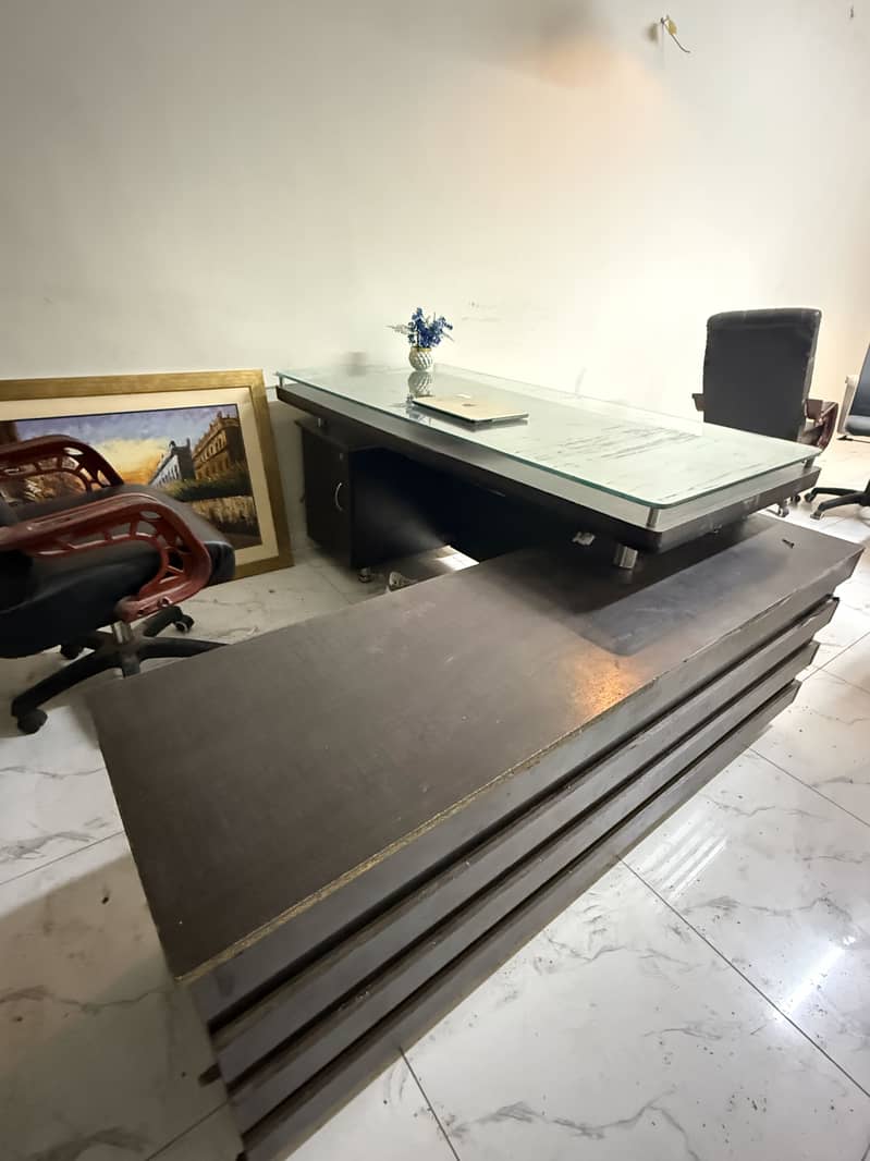 Executive room table 3