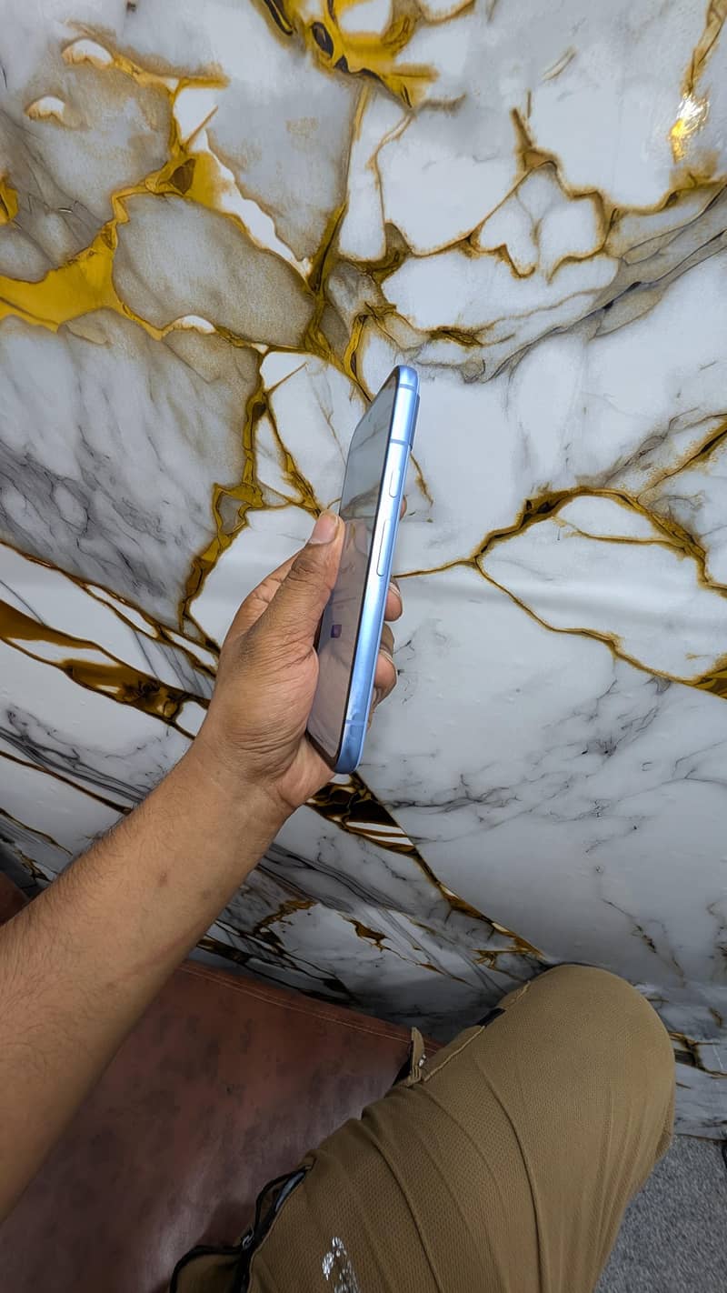 Google Pixel 8a 3