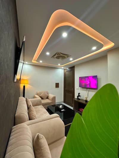 1 BHK Apartment Bahria Town Lahore Per Day Rent