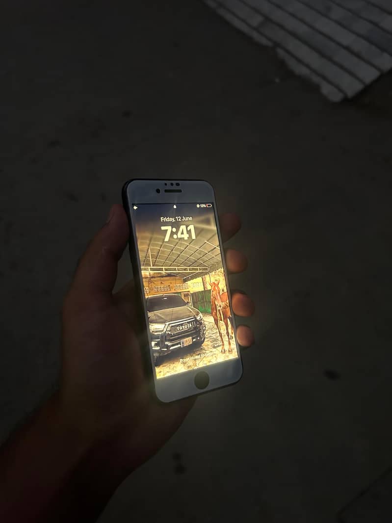 Apple iPhone SE 2
