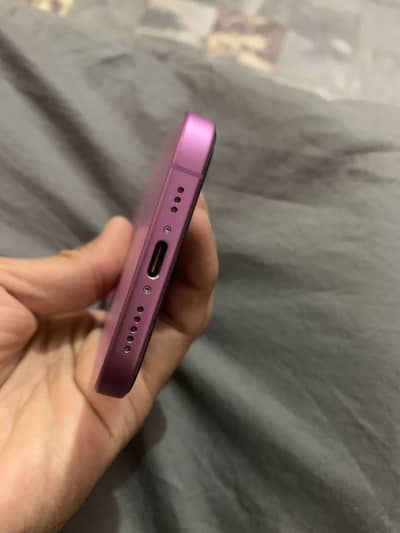 Apple iPhone 16 Mdm