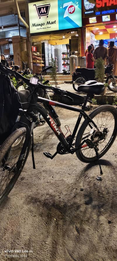 trinx mountain bike