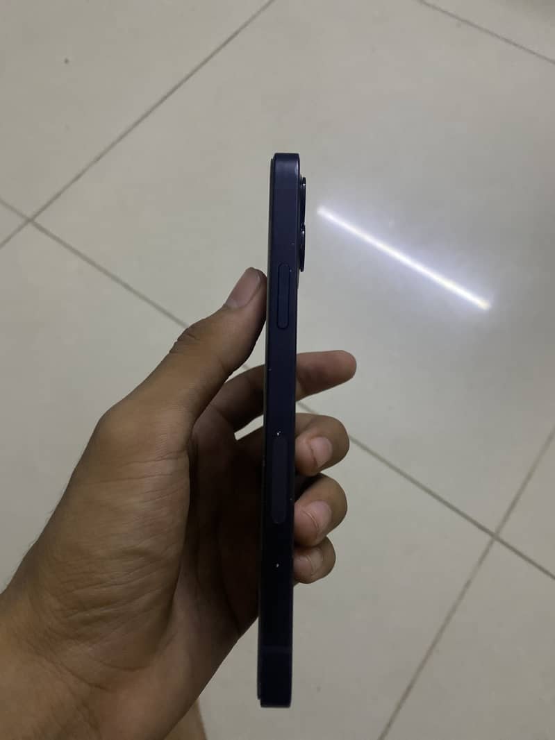 iPhone 12 sim working 3