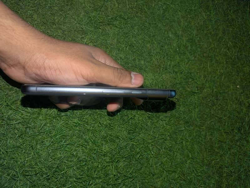 Google Pixel 8 1