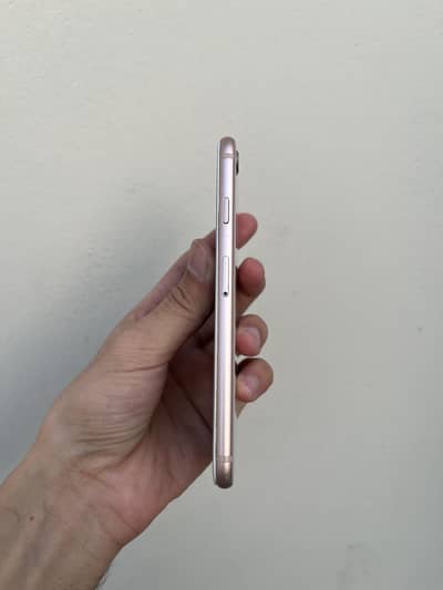 Apple iPhone 8
