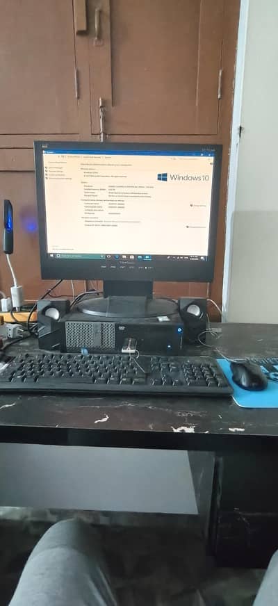 DELL DESKTOP I3 3RD GEN 6RAM 320HDD  WITH TABLE & CHAIR