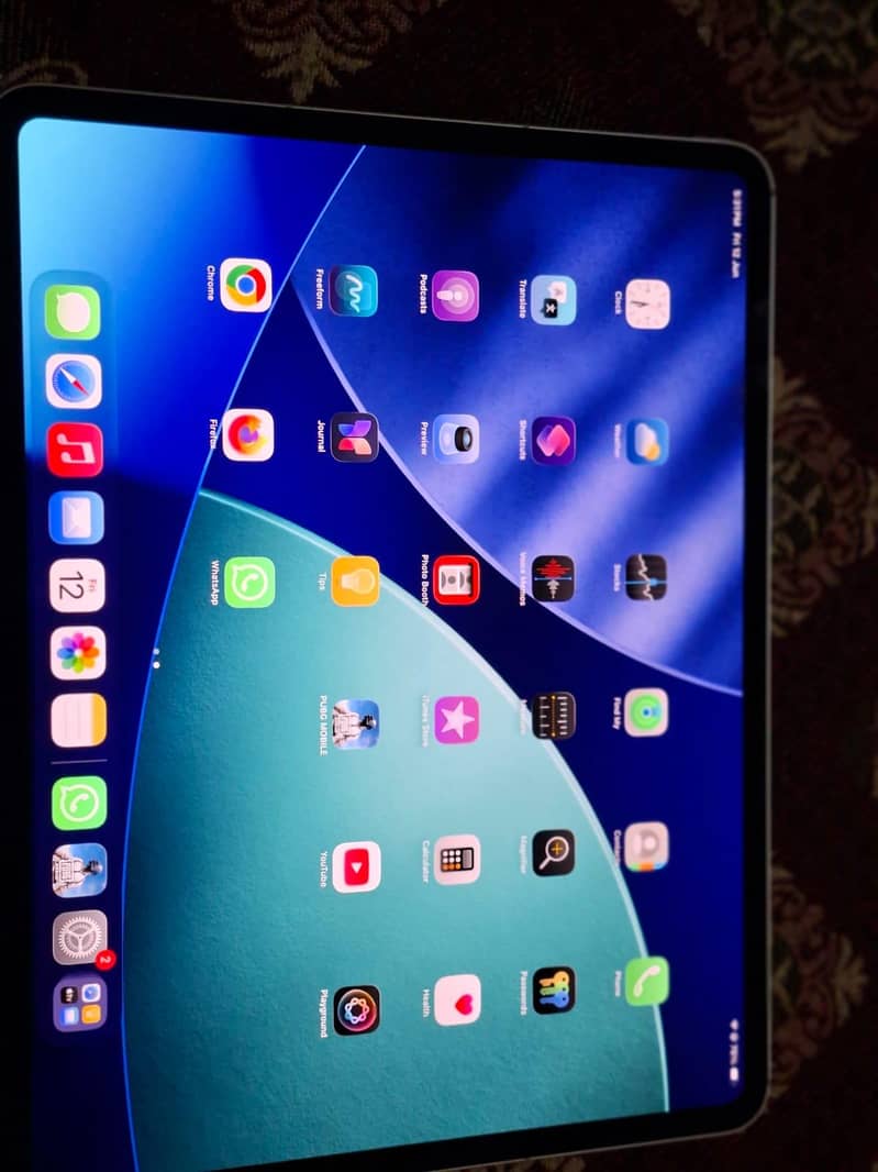 ipad M4 13inch 1