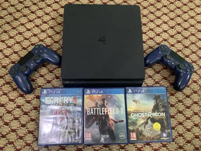 PS4 Slim 1TB USA Version + 2 Original Controllers