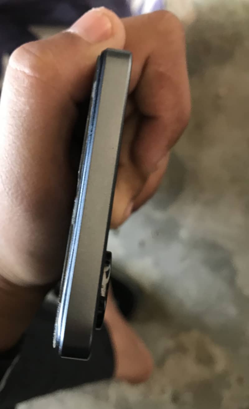 Realme Note 60x 4