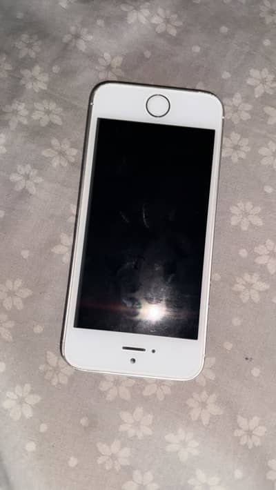 Apple iPhone SE (Non pata ) full sim time
