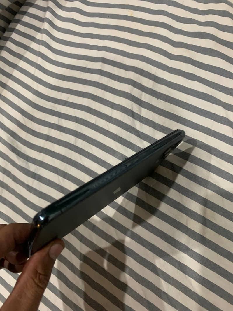 Apple iPhone 11 Pro Max 1