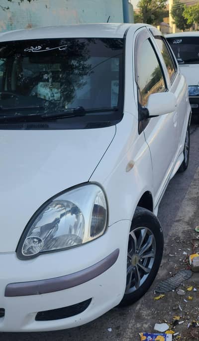 Toyota Vitz 2004