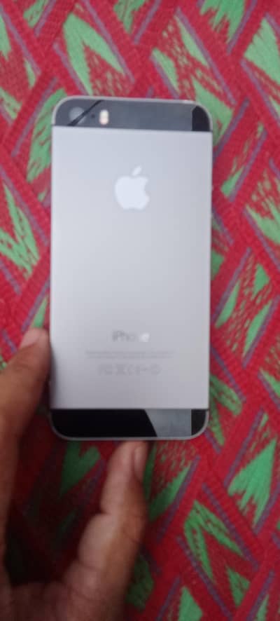 Apple iPhone 5s