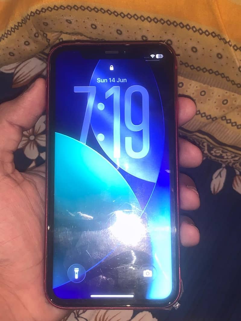 Apple iPhone 11 3