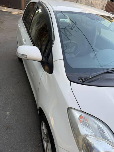Toyota Vitz 2013