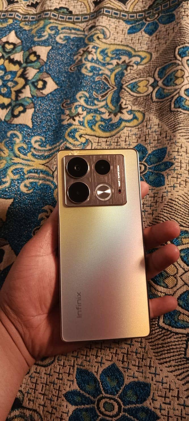 Infinix Note 40 3