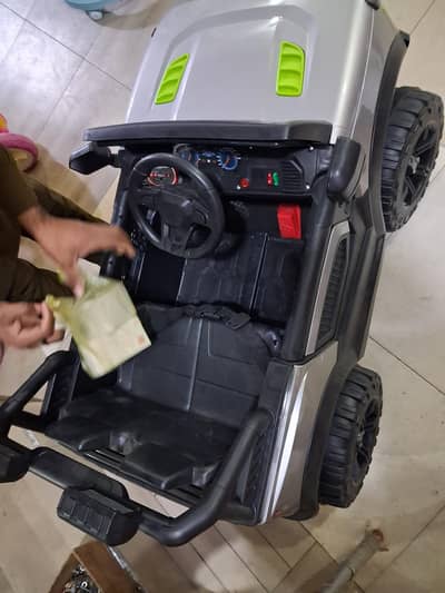 kid car only 2 month used