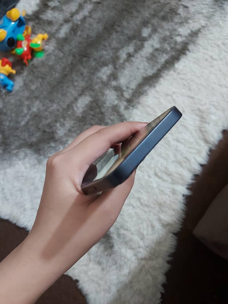 Apple iPhone 12 mini 5