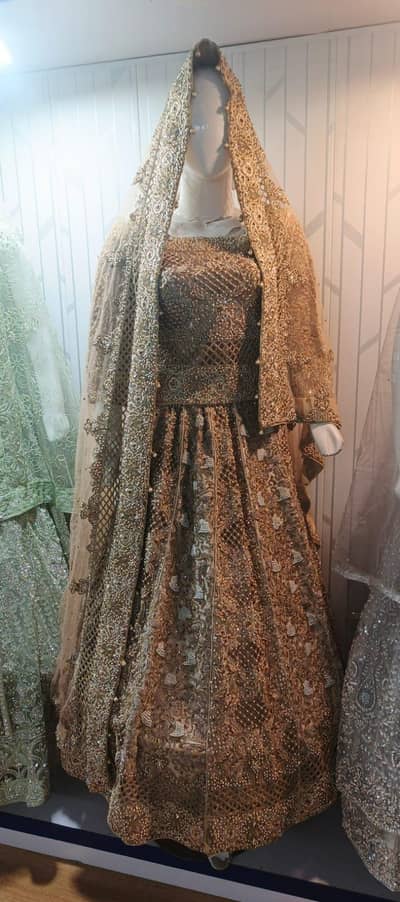 one time used havy embroidery lehenga