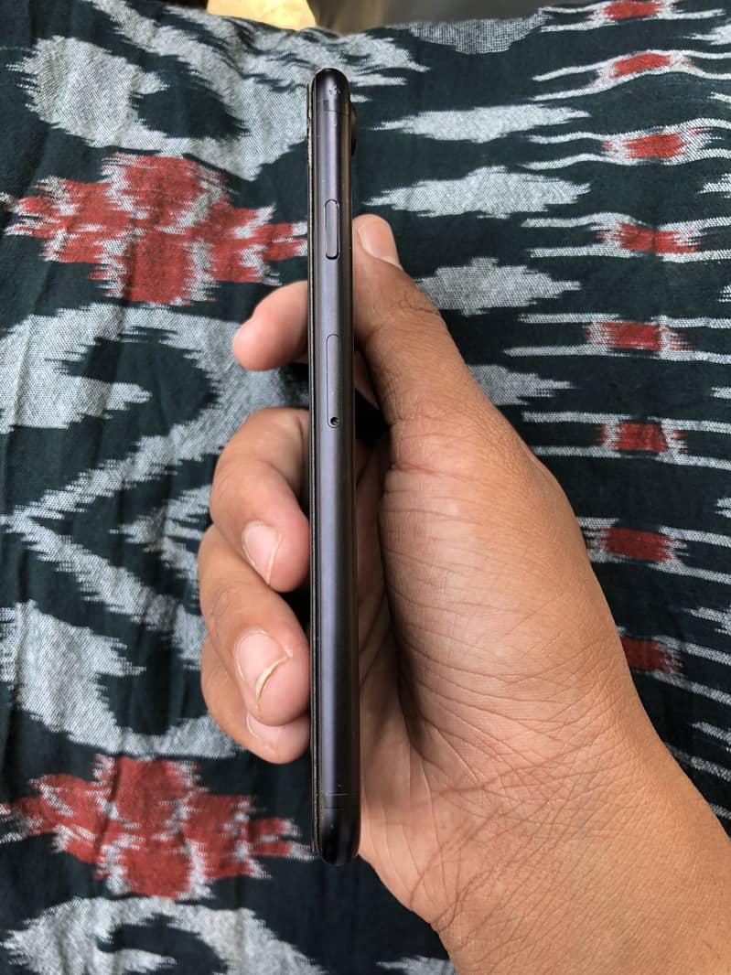 Apple iPhone 7 4