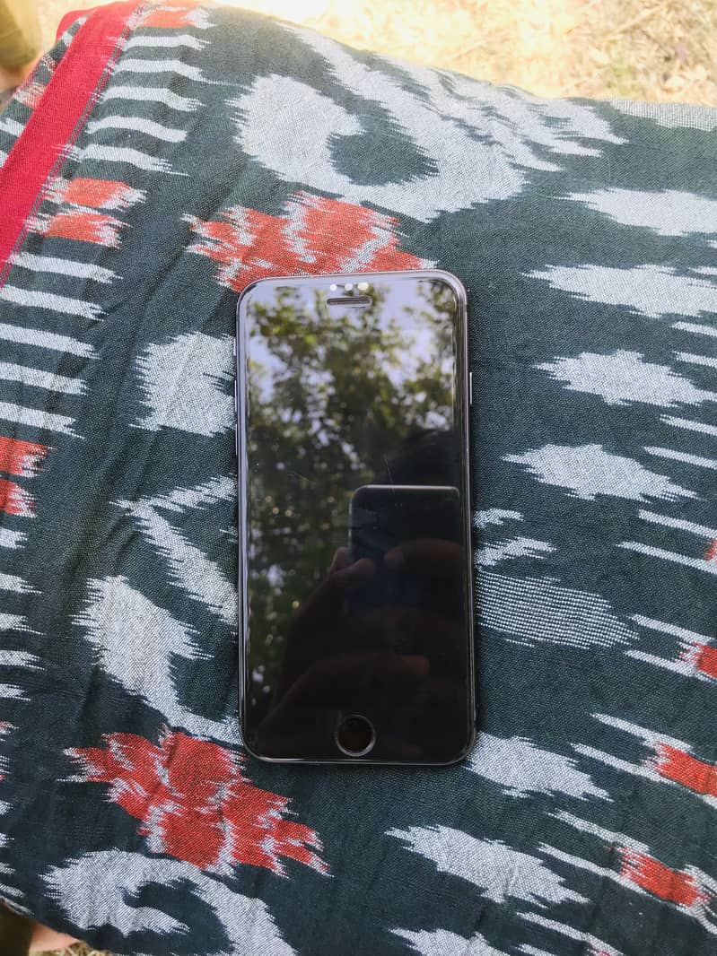 Apple iPhone 7 5