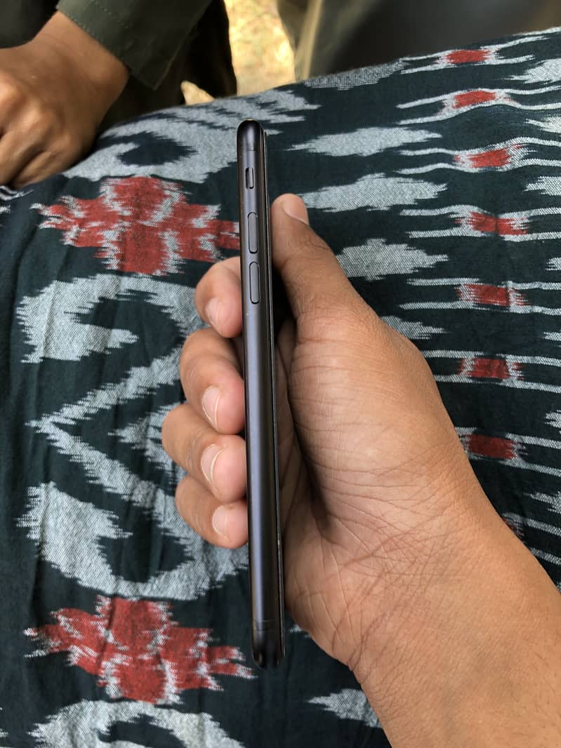 Apple iPhone 7 6