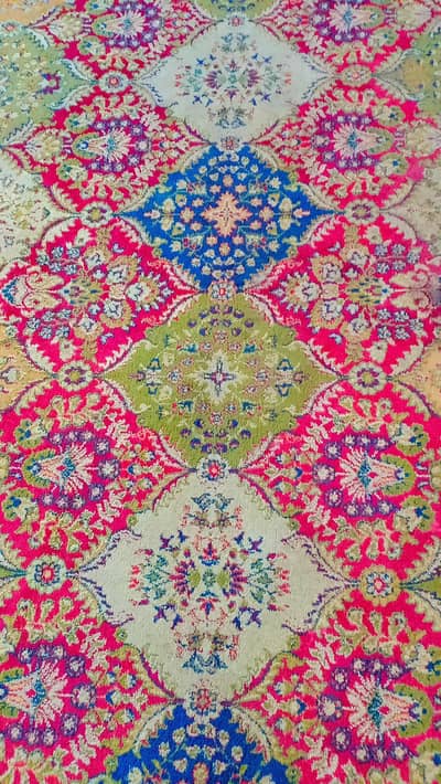 Qaleen Carpet for sale in Lahore