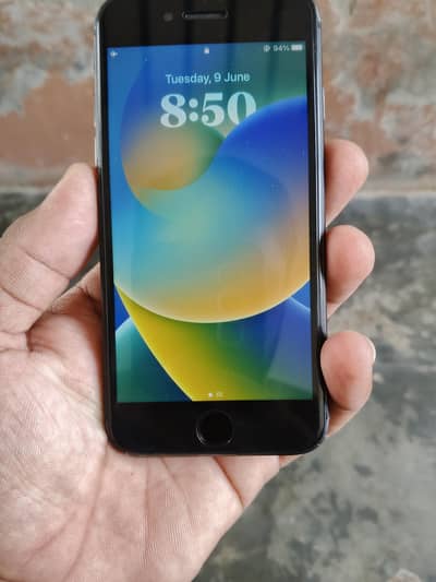 Apple iPhone 8