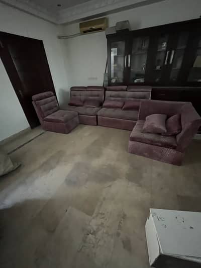 3 seater sofa used price is negotiable