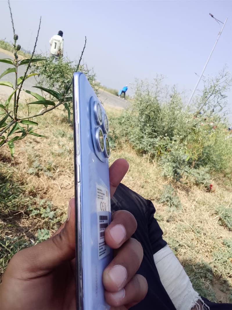 Redmi Note 14 Pro 3