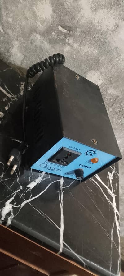 stabilizer 1500 wat 220 to 110
