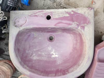 wash basin and flesh