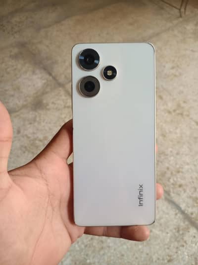 Infinix Hot 30